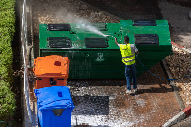 Best Roof Pressure Washing  in Topeka, IN